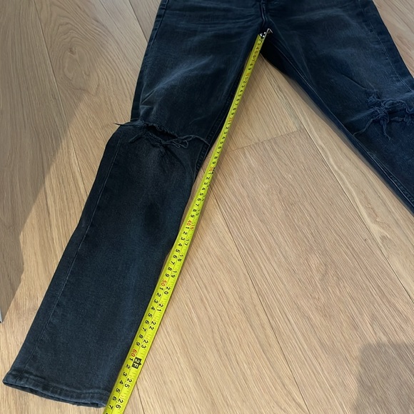 Agolde Nico Jeans - Black Ripped. Size 24 - Picture 8 of 10